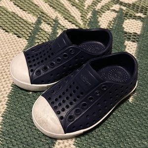 Crib size 5 Navy Natives
